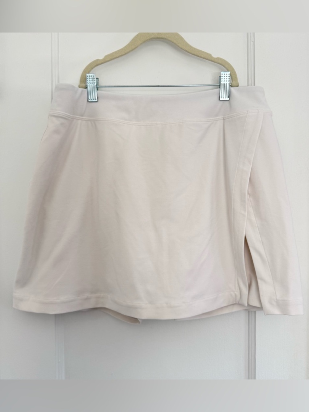 Outdoor Voices Pale White Athletic Skort Sz XL